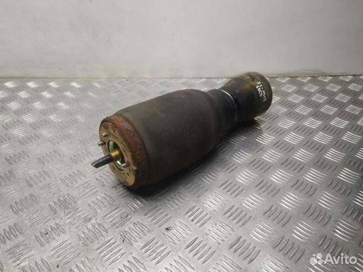 Пневмоподушка задняя правая BMW X5 E53 2002