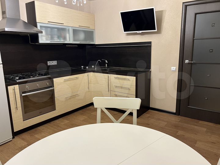 2-к. квартира, 68 м², 5/5 эт.