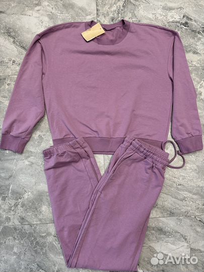 Новый спортивный костюм s 44
