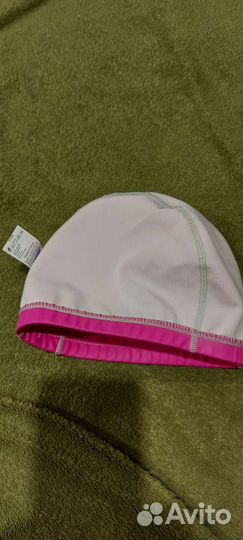 Купальник и шапочка для бассейна