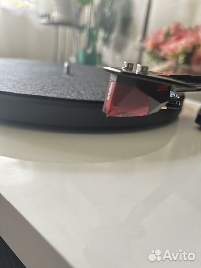 Pro-Ject Debut Carbon EVO
