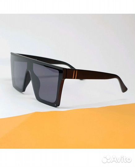 Солнцезащитные очки женские