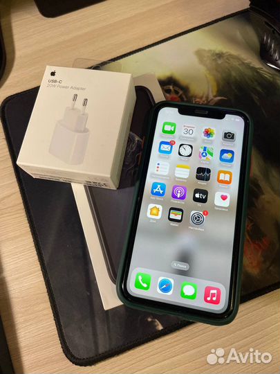 Телефон iPhone xr