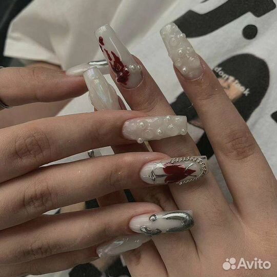 Маникюр, наращивание ногтей