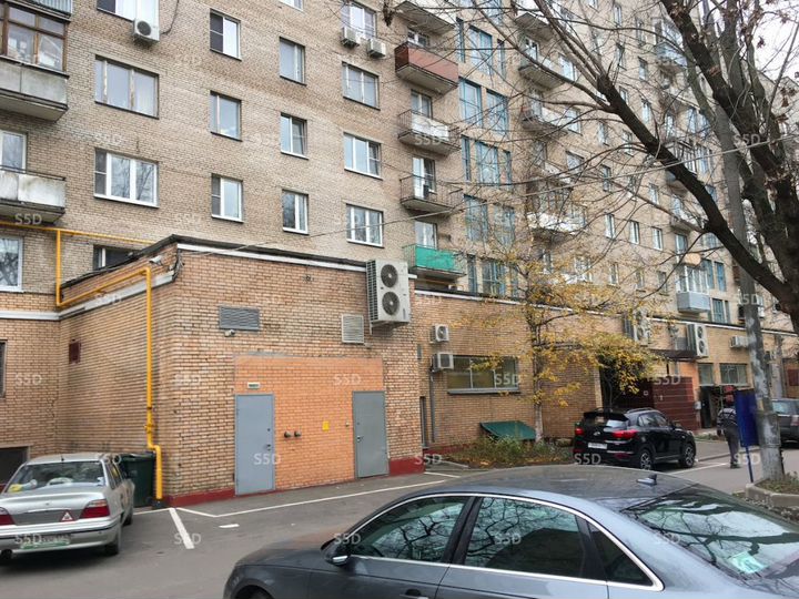 Сдам торговое помещение, 200 м²