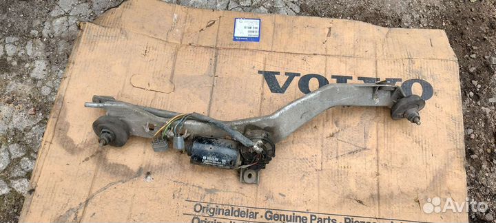 Трапеция стеклоочистителей в сборе для Вольво 850