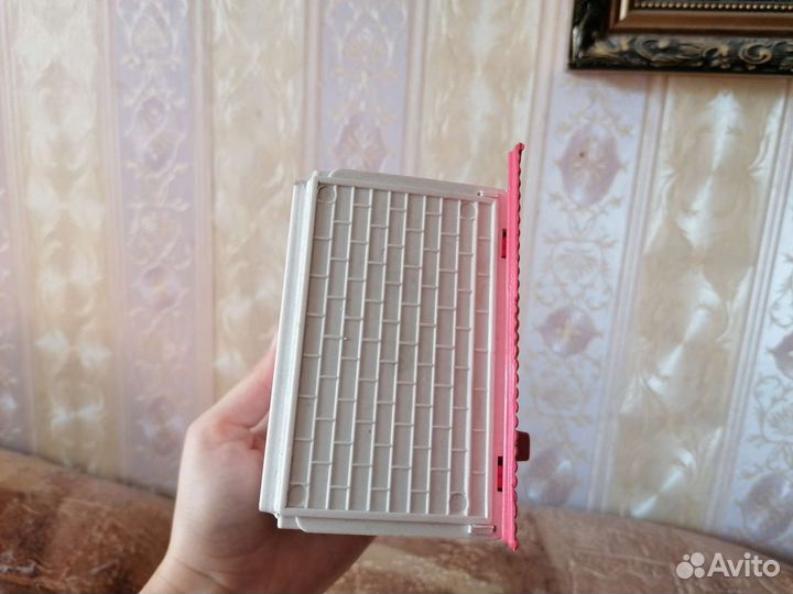 Домик и колесо