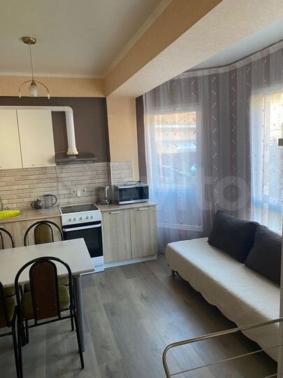 2-к. квартира, 51 м², 1/4 эт.