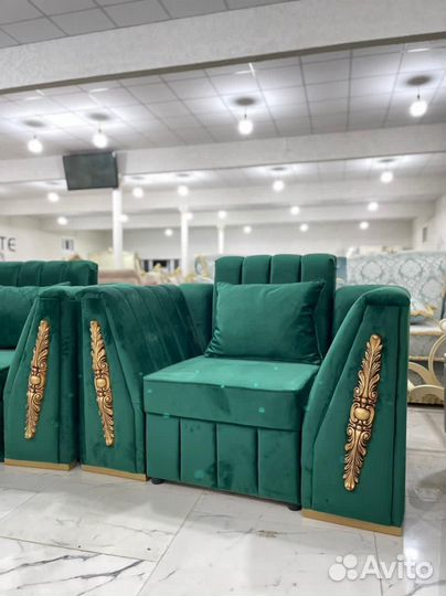 Диван угловой с креслом 