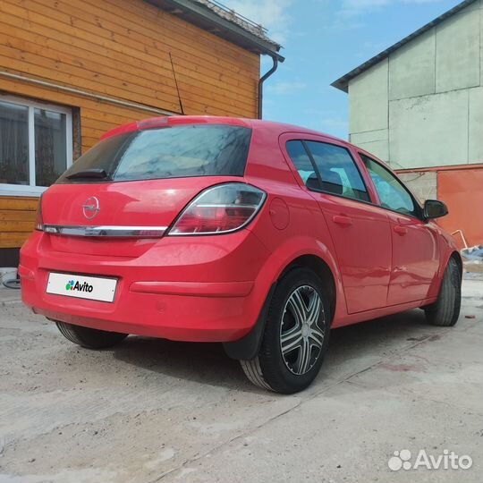 Opel Astra 1.8 AT, 2010, 273 600 км