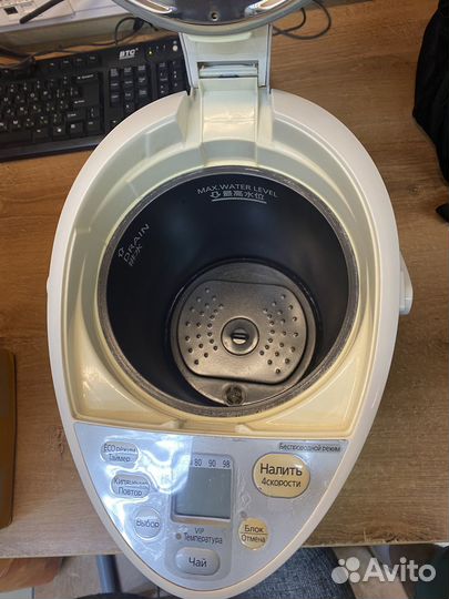 Термопот Panasonic NC-HU301Р