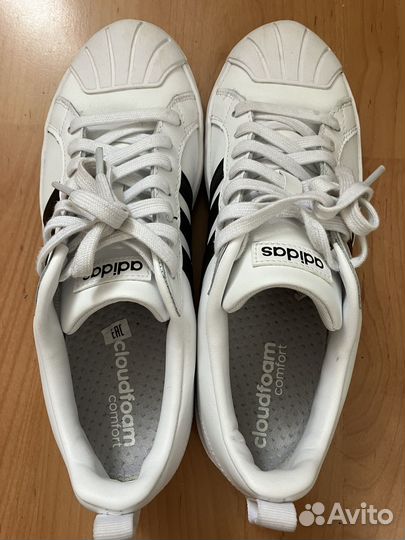 Кроссовки adidas