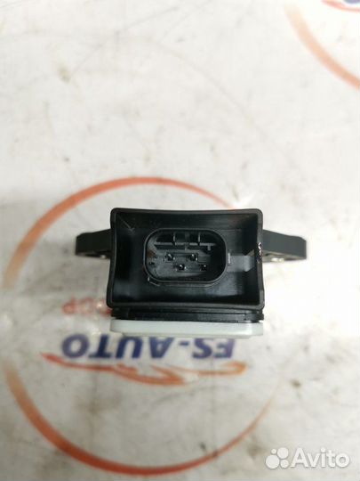 Датчик удара Kia Ceed 1.6 G4FC 2009