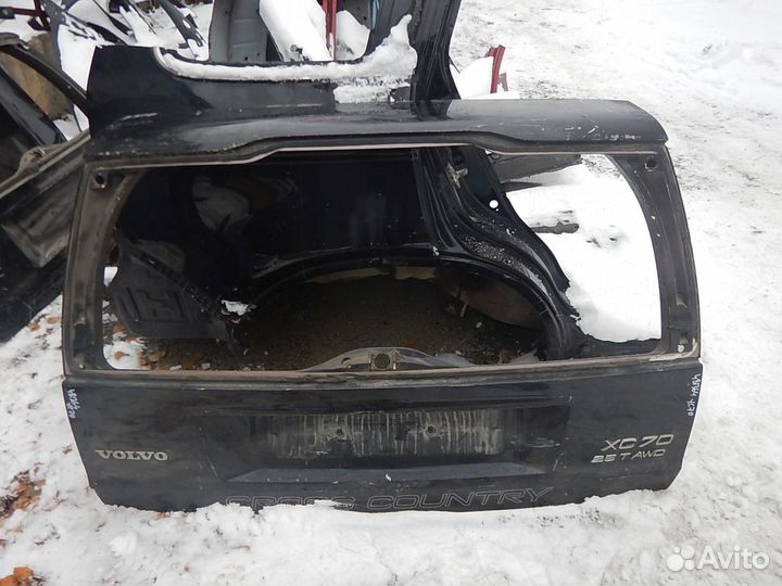 Дверь багажника Volvo XC70