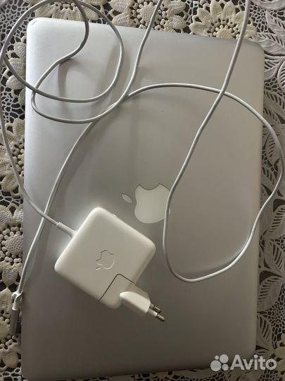 Ноутбук apple