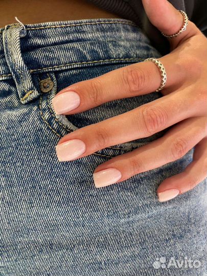 Маникюр с покрытием гель-лаком