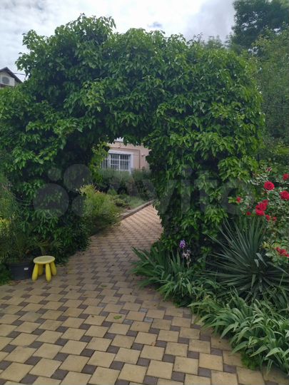 Комната 12 м² в 7-к., 1/2 эт.