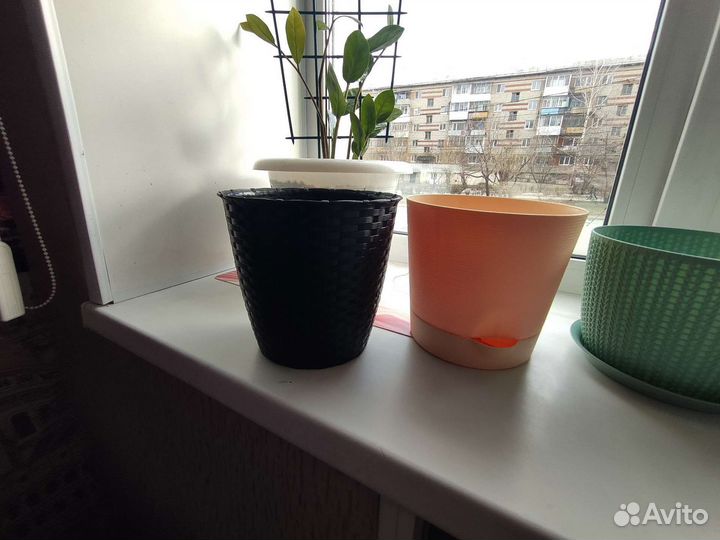 Цветочные горшки