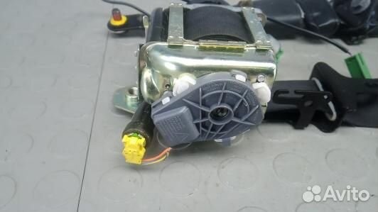 Ремень безопасности с пиропатроном сиденья переднего volvo S60 2 (6GM19IM02)