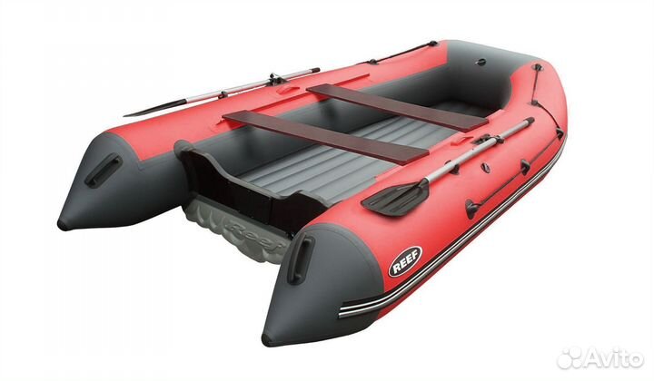 Лодка с мотором