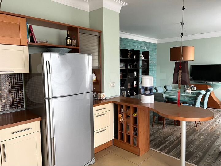 5-к. квартира, 173 м², 6/9 эт.