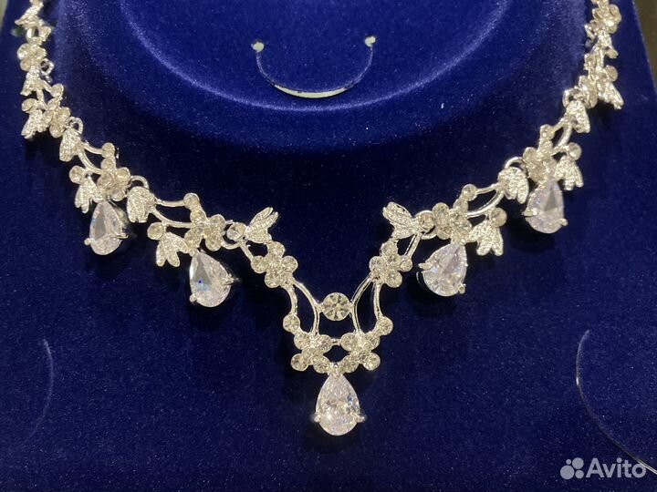Колье бижутерия