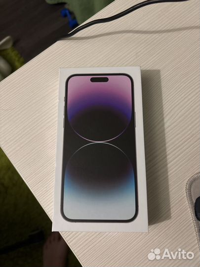 Коробка от iPhone 14 pro max