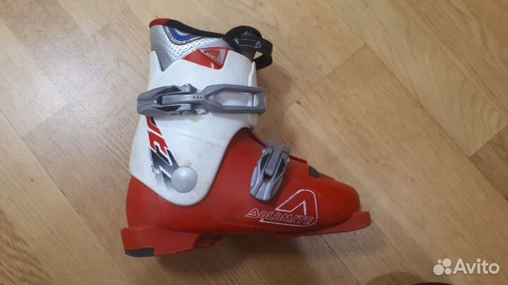 Горнолыжные ботинки детские