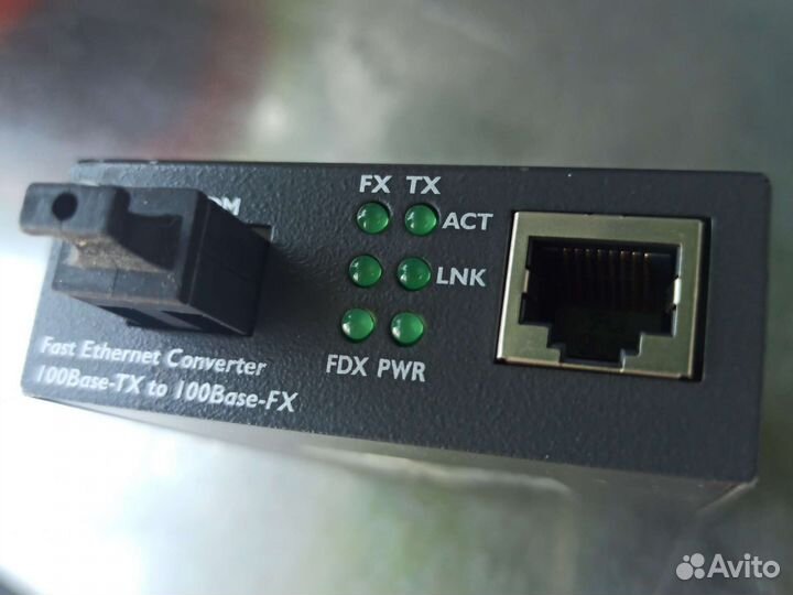 Медиаконвертер Planet 10/100Base-TX to 100Base-FX