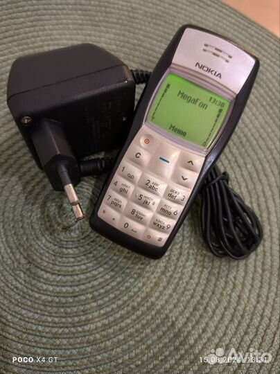 Телефон Nokia 1100