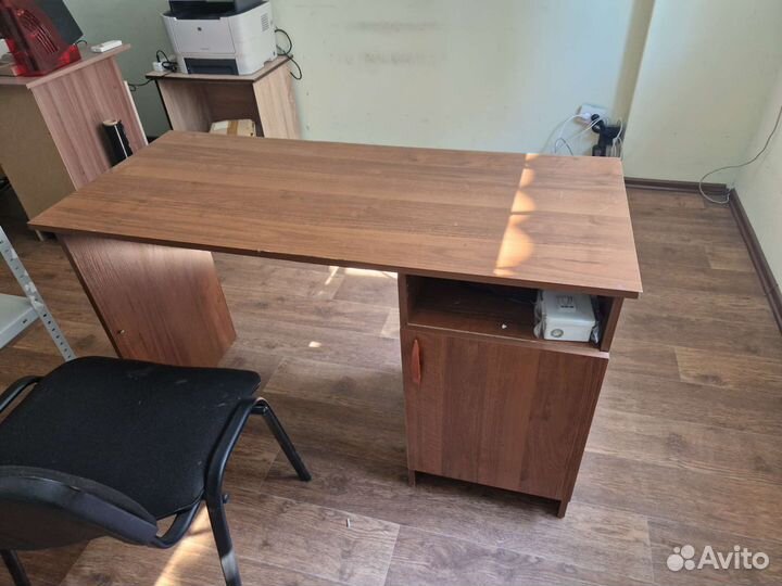 Компьютерный стол со тумбочкой бу