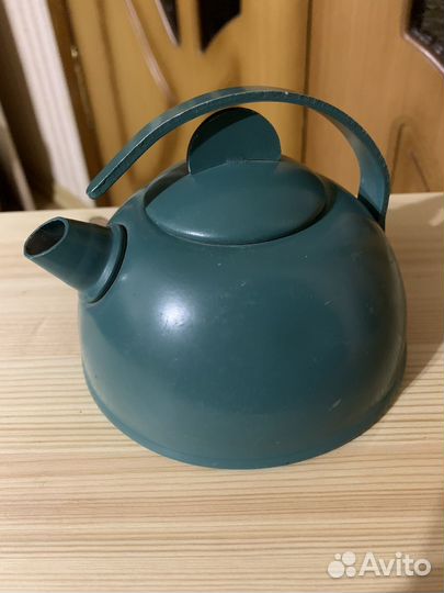 Игрушки СССР чайник и утюг