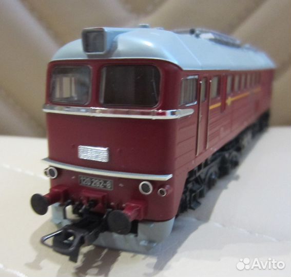 1:87 Н0 16,5 мм roco тепловоз BR 120