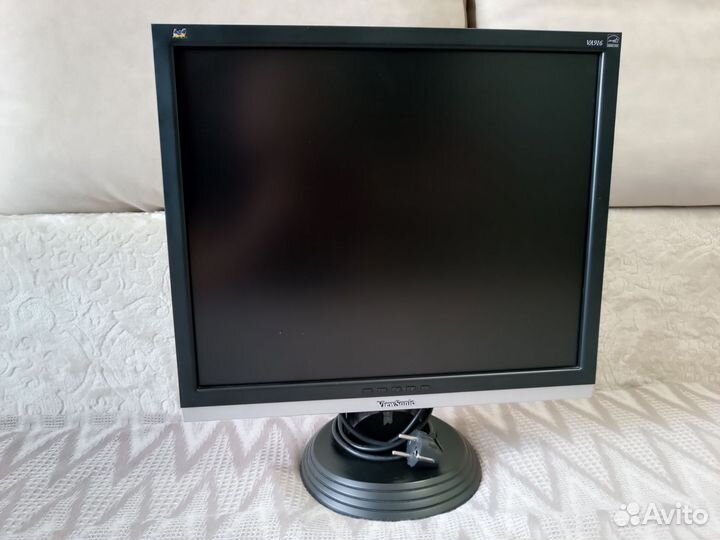 Монитор Viewsonic VA916