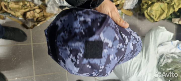 Бейсболка синяя точка