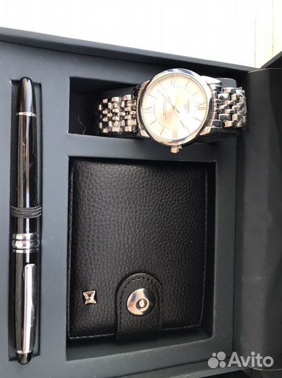 Подарочные наборы с часами
