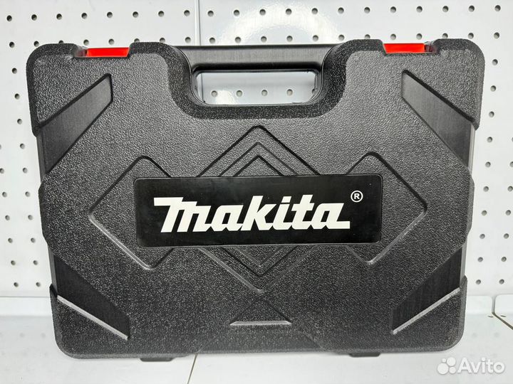 Новый аккумуляторный Секатор Makita с двуя АКБ