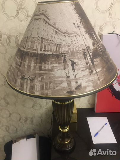 Лампа настольная