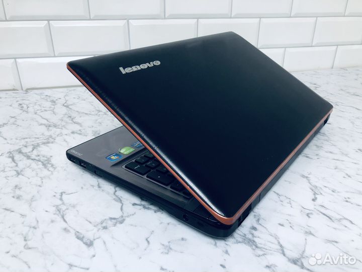Lenovo Ideapad Y570/Core i5/ram 6gb/SSD+HDD