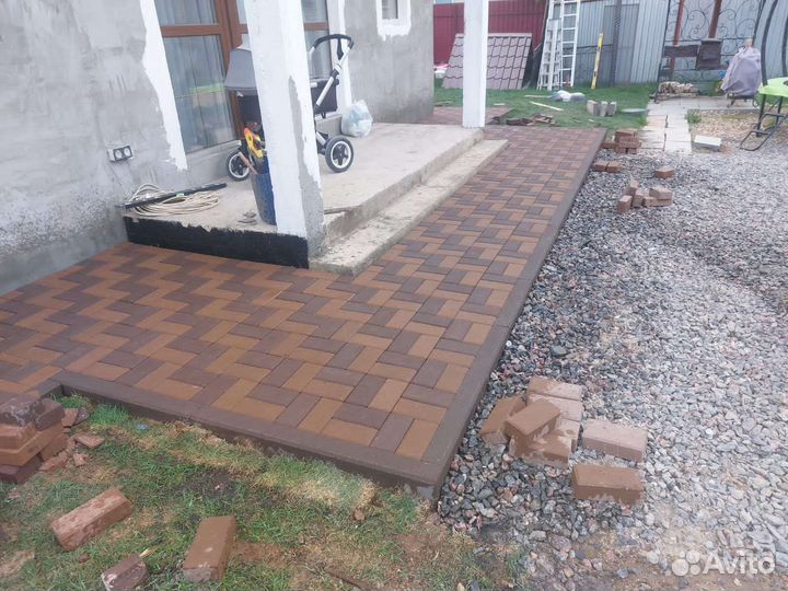 Укладка тротуарной плитки