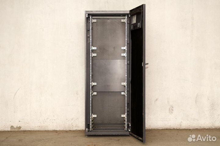Шкаф телекоммуникационный 19