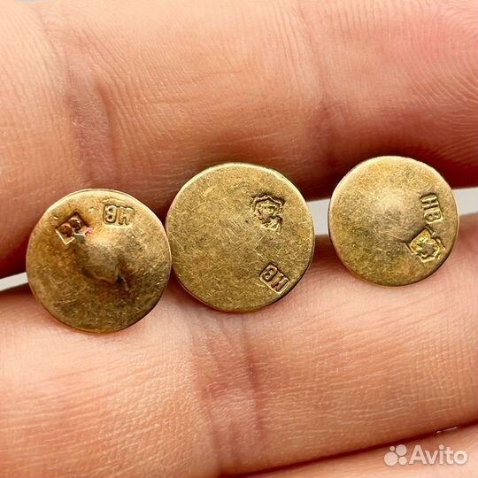 Золотые пуговицы 56 пробы нв