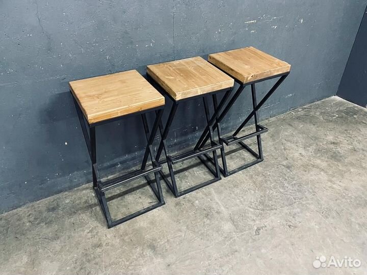 Барные стулья коричневые