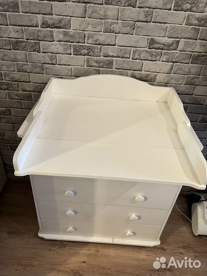 Комод с пеленальным столиком белый