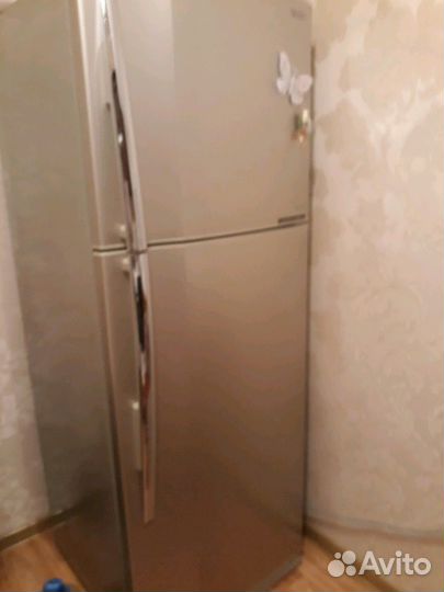 Холодильник toshiba