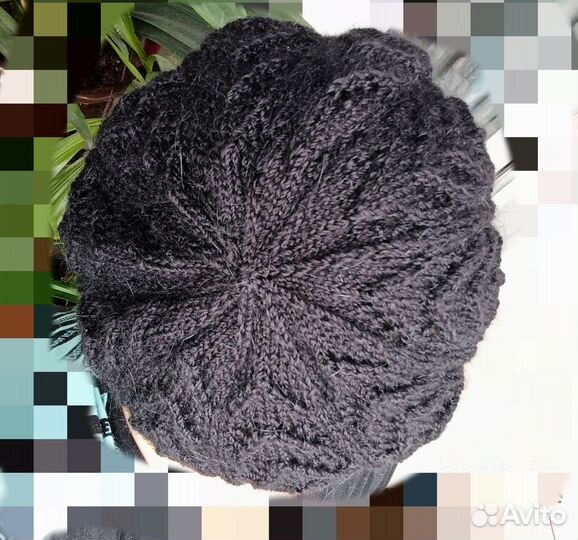 Берет женский ручной вязки