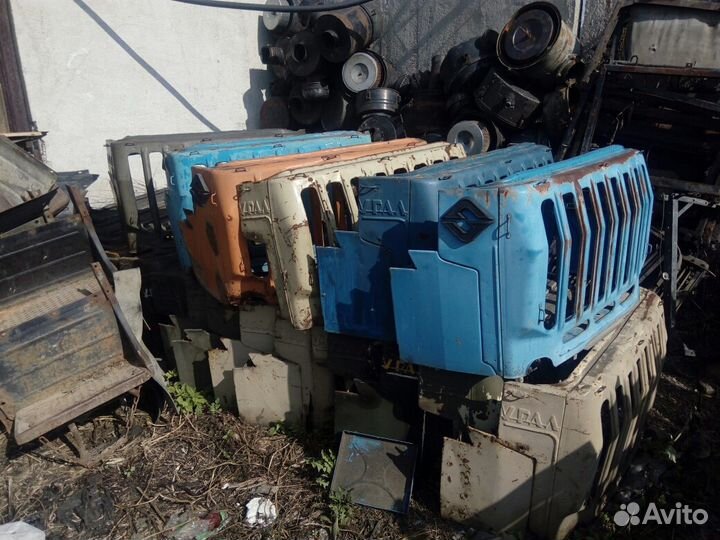 Облицовка радиатора Урал (дв.камаз, ямз-236М2)