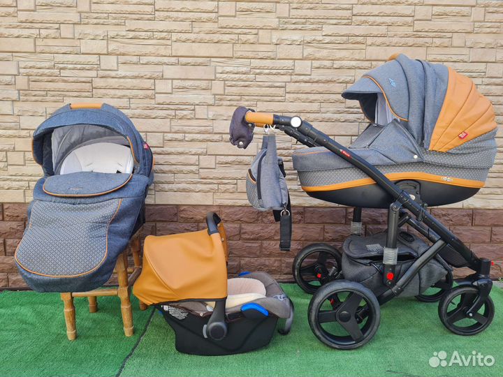 Коляска 3 в 1