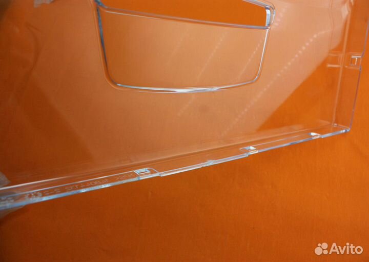 Панель ящика для холодильника Indesit C00283521