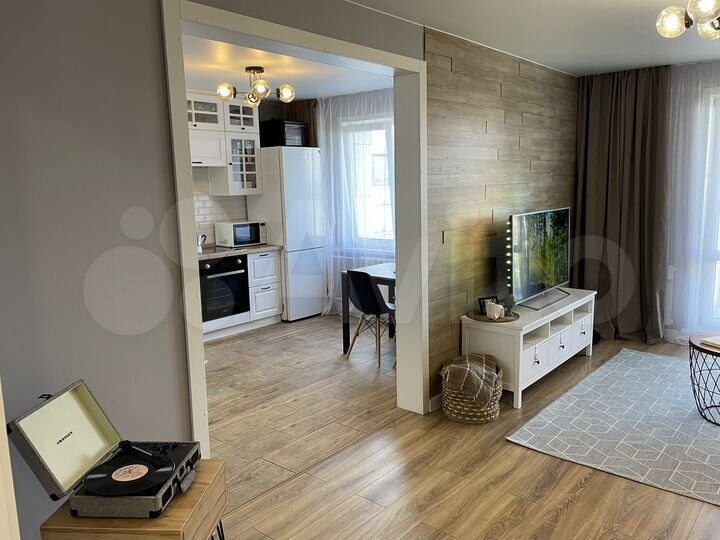 3-к. квартира, 84 м², 8/10 эт.